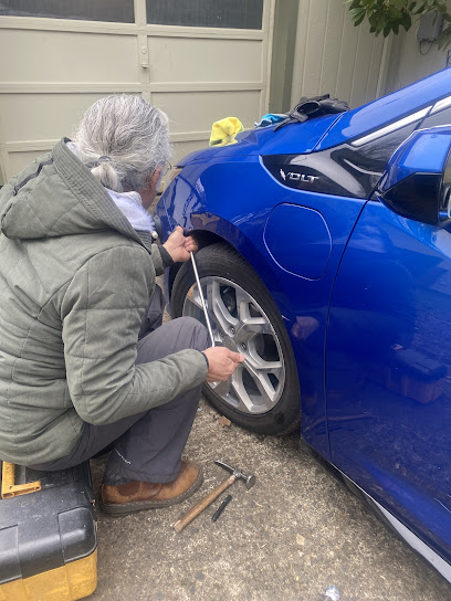 Pop A Dent Service & Paintless Dent Repair